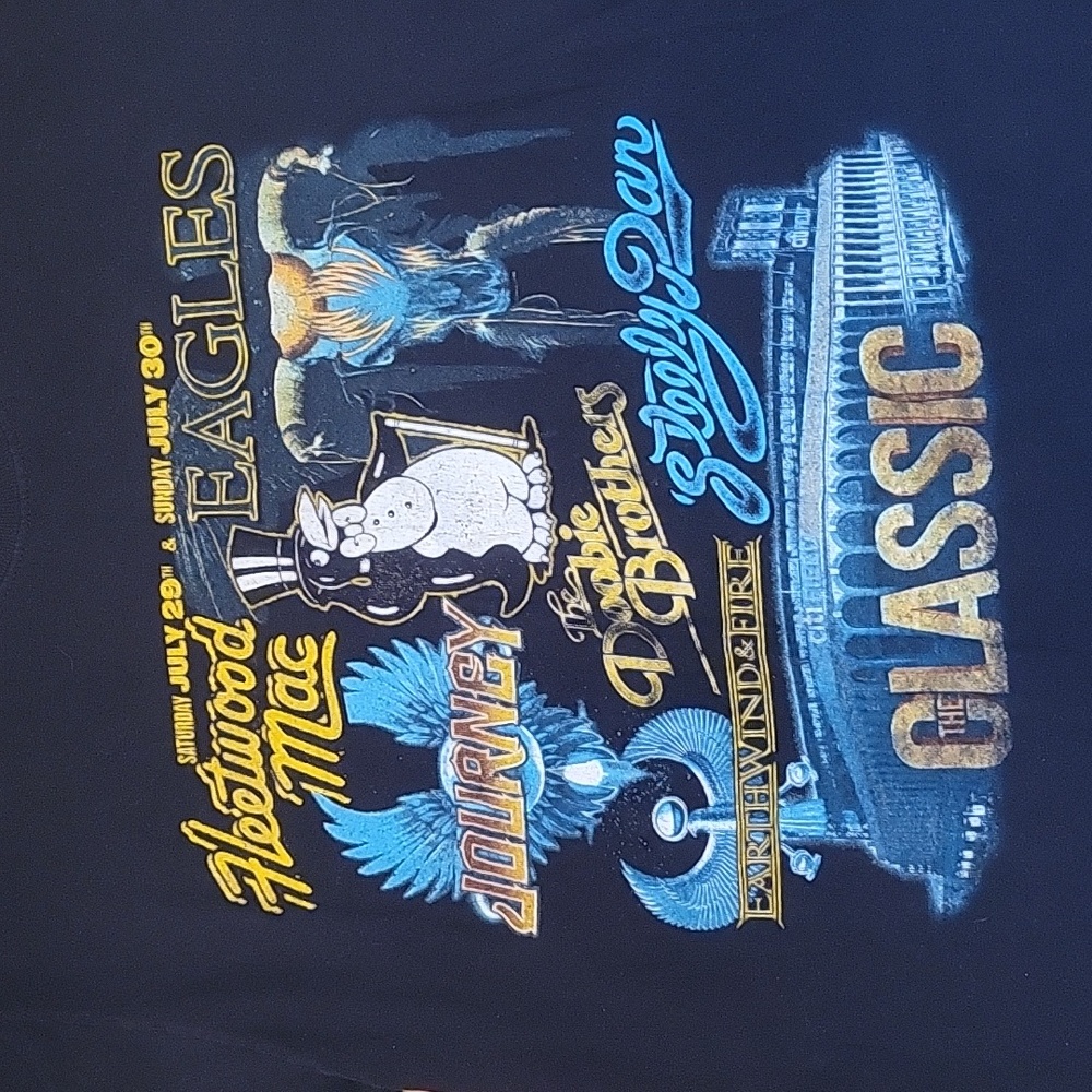 2017 CLASSIC EAGLES FLEETWOOD MAC JOURNEY STEELY DAN 2017 CONCERT T SHIRT Sz M
